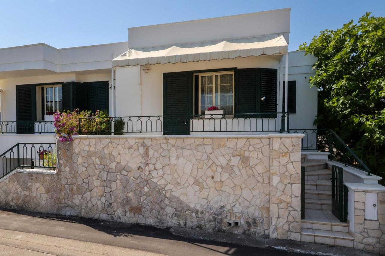PatùCasa Baia Tramonto别墅 外观 照片