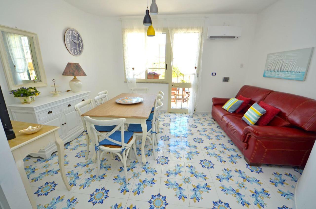 PatùCasa Baia Tramonto别墅 外观 照片