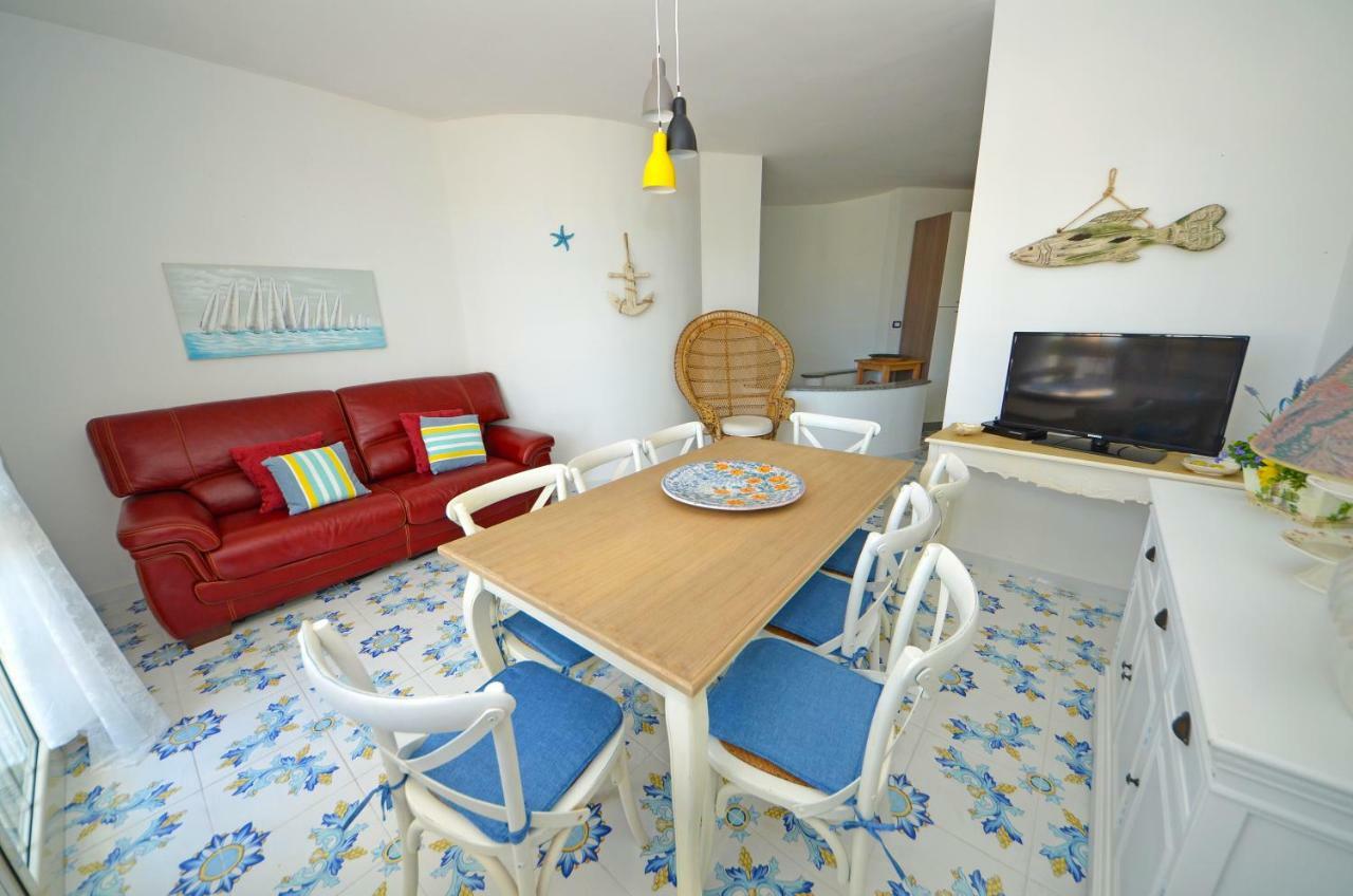 PatùCasa Baia Tramonto别墅 外观 照片